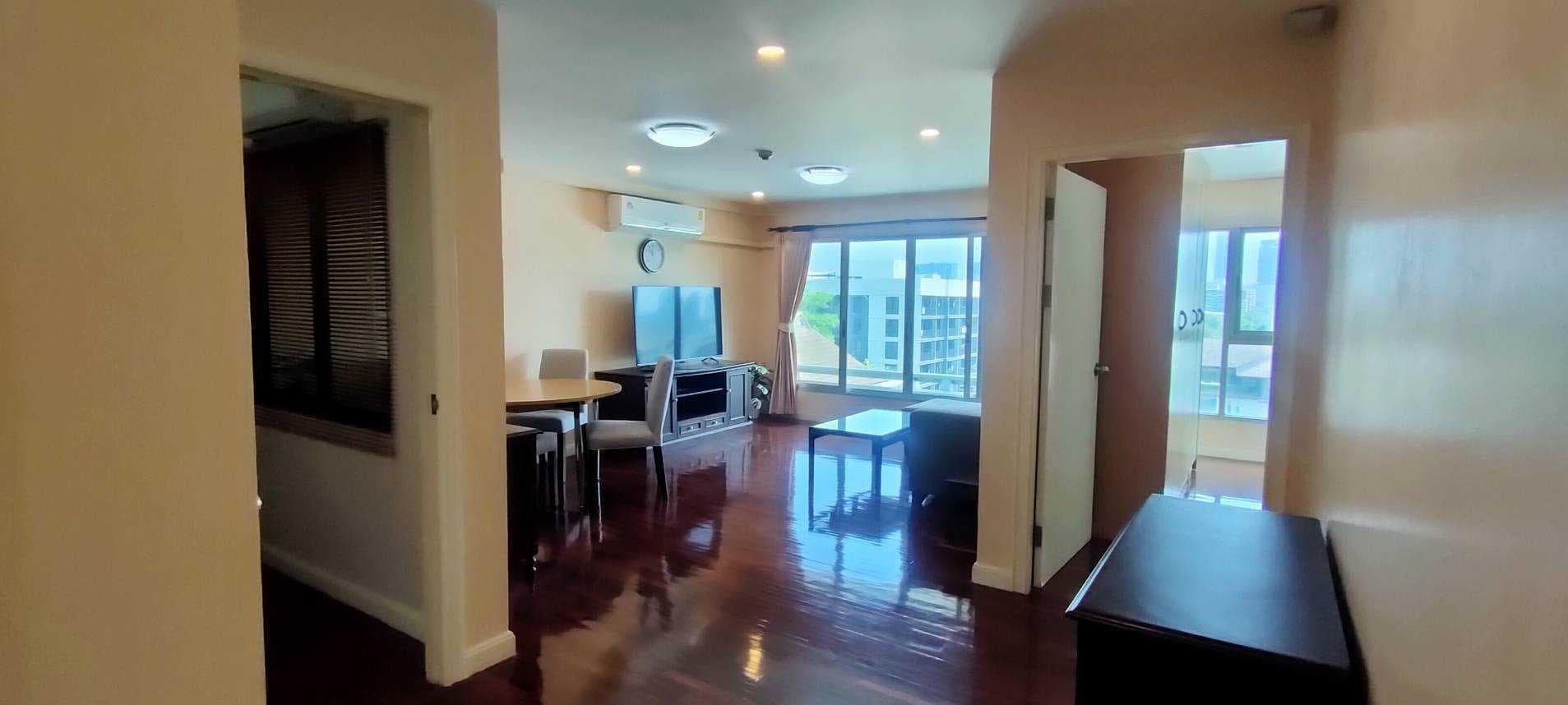 ขาย คอนโด Navin Court (นาวิน คอร์ท) 68 ตรม 2 นอน 2 น้ำ ชั้น 8 วิวเมือง จอดรถได้ 1 คัน