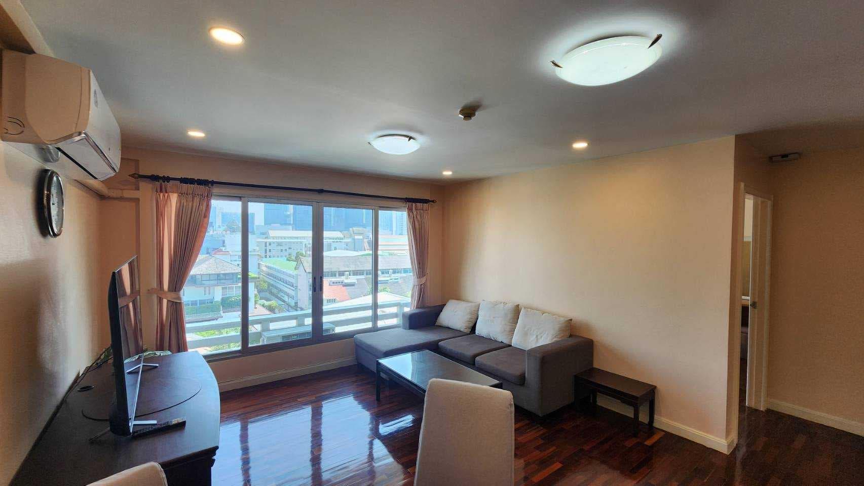 ขาย คอนโด Navin Court (นาวิน คอร์ท) 68 ตรม 2 นอน 2 น้ำ ชั้น 8 วิวเมือง จอดรถได้ 1 คัน