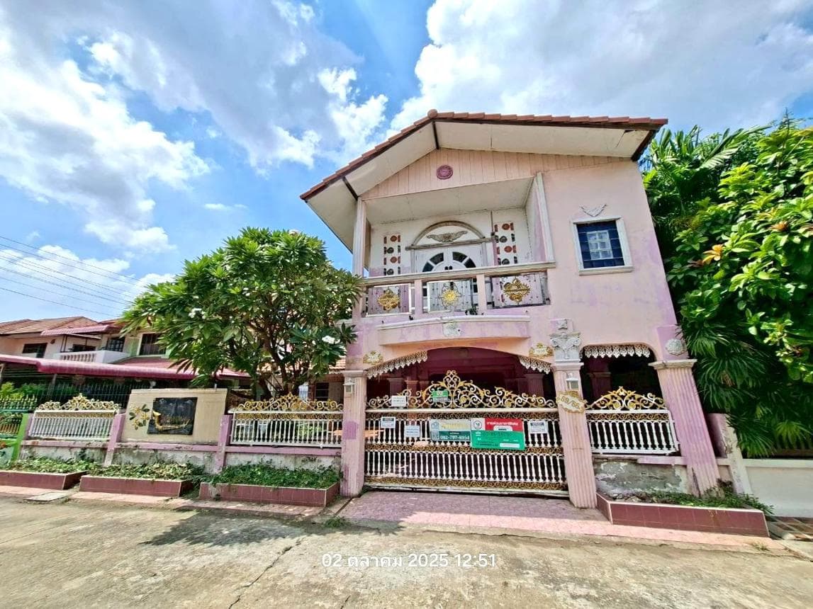 บ้านเดี่ยว รุ่งเจริญ วัดตูม พระนครศรีอยุธยา พระนครศรีอยุธยา พื้นที่ 75 ตร.ว. พื้นที่ใช้สอย 325.25 ตร.ม. 3 ห้องนอน 2 ห้องน้ำ