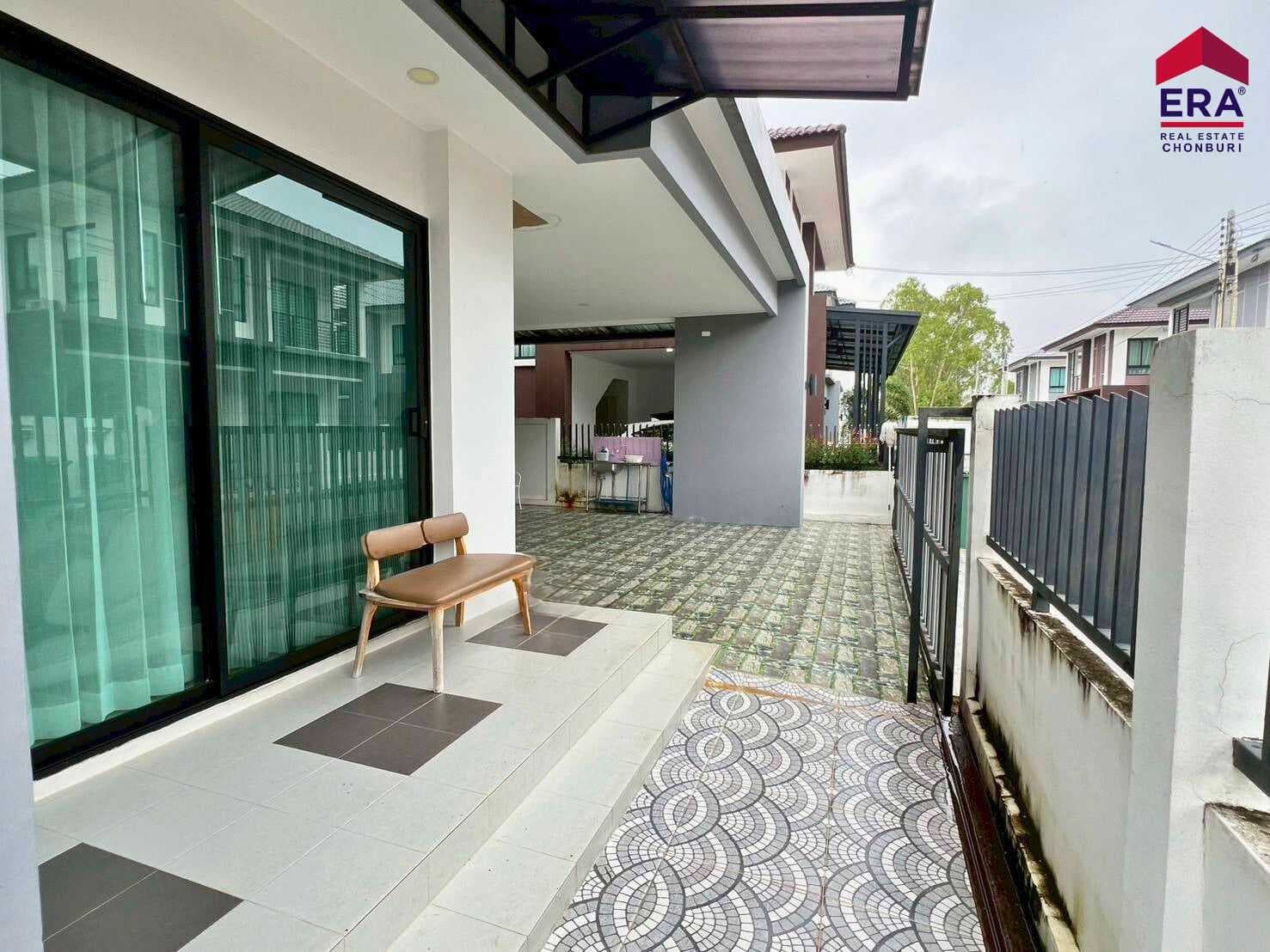 บ้านเดี่ยวหัวมุมแต่งครบ The Home บ้านฉาง ระยอง ใกล้สุขุมวิท