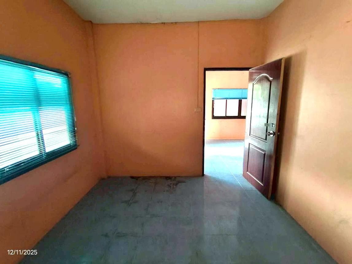 ขายบ้านเดี่ยวที่ดินกว้าง 90 ตร.ว. 2 ห้องนอน 3 ห้องน้ำ ทำเลดีติดเมือง ย่านบ้านทุ่ม เมืองขอนแก่น บรรยากาศสงบร่มรื่นเป็นส่วนตัว