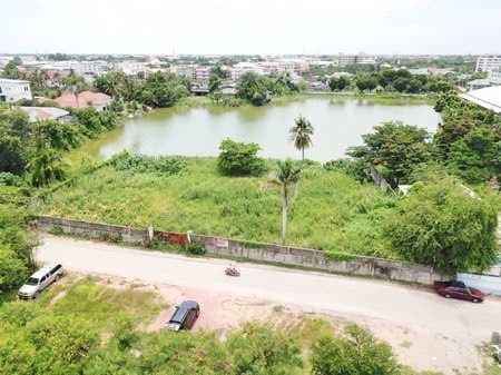 ขายที่ดิน ริมทะเลสาบ 621 ตรว. ซอยหมอศรี สามพราน เหมาะทำบ้านเดี่ยว