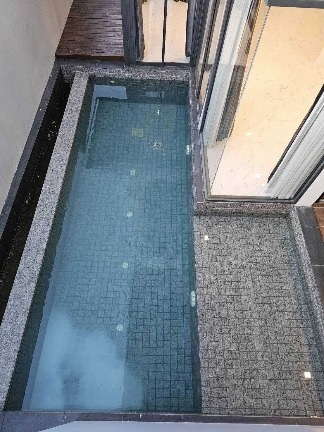 ขาย บ้านแฝด Pool Villa 3.5 ชั้น พระราม 9 ซอย 51 รีโนเวทใหม่ทั้งหลัง 43 ตร.วา