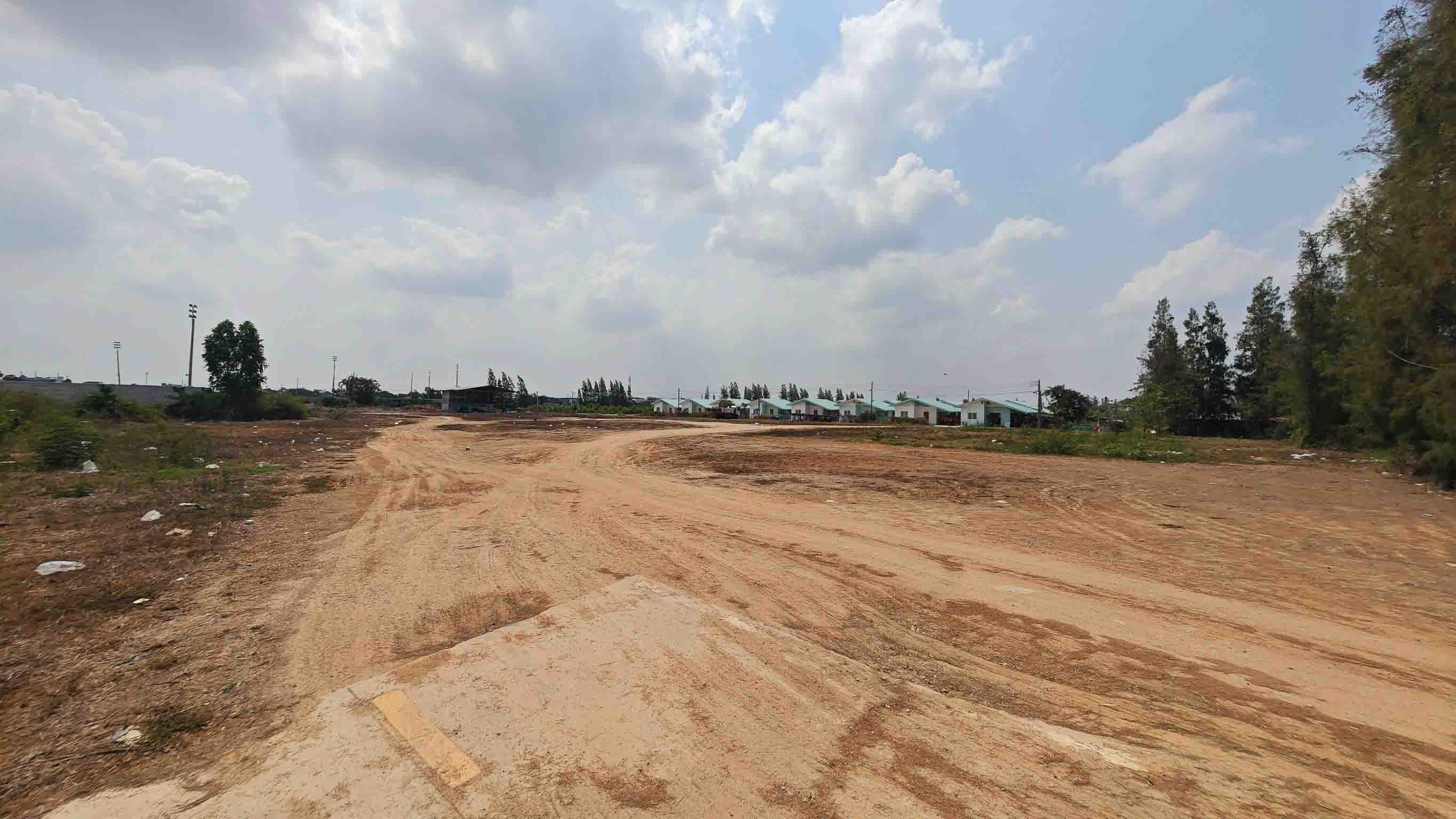 ขาย ที่ดิน ผังสีส้ม ท่าเรือแหลมฉบัง บางละมุง ชลบุรี 52-1-33 ไร่ เหมาะทำโกดัง คลังสินค้า โครงการบ้านจัดสรร