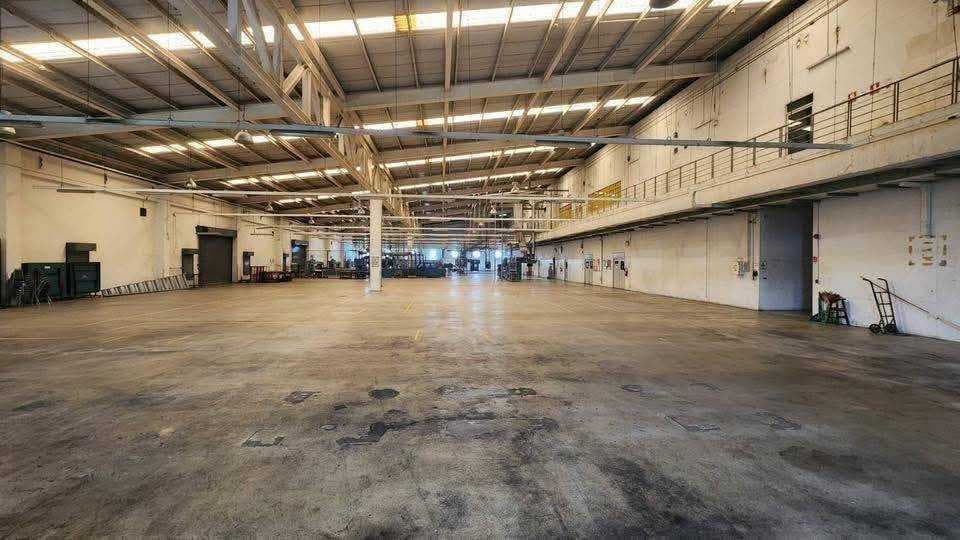 ขาย โรงงานพร้อมที่ดิน ผังสีม่วง 19-1-0 ไร่ บางนา–ตราด กม.20 บางพลี สมุทรปราการ