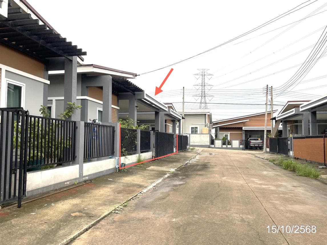 บ้านเดี่ยว เอ็นดี วิลเลจ ปลวกแดง-คลองเกรา ตาสิทธิ์ ปลวกแดง ระยอง 2 ห้องนอน 2 ห้องน้ำ พื้นที่ 113.25 ตร.ม. บนที่ดิน 41.3 ตร.ว. ทำเลใกล้แหล่งงานและนิคมฯ ราคาคุ้มค่าเพียง 2.1 ล้าน