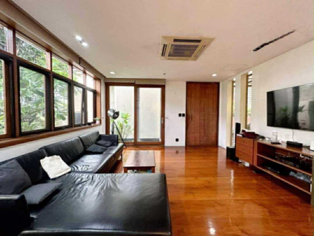 ขายบ้านเดี่ยวสุดหรู ทำเลทองใจกลางพระราม 4 97.2 ตรว. 4 นอน 5 น้ำ ใกล้ ทางด่วนอาจณรงค์ ราคาพิเศษ