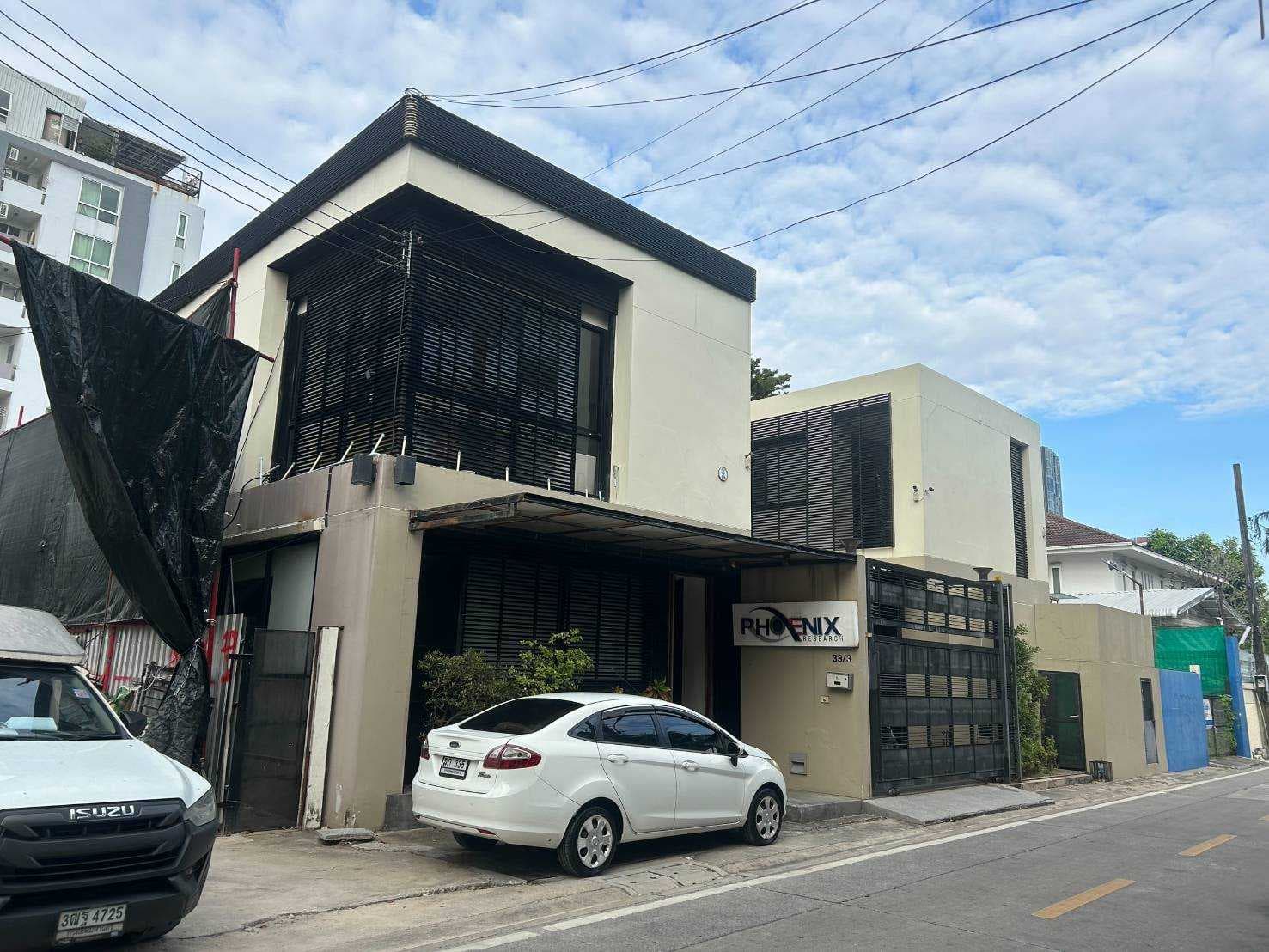 ขายบ้านเดี่ยวสุดหรู ทำเลทองใจกลางพระราม 4 97.2 ตรว. 4 นอน 5 น้ำ ใกล้ ทางด่วนอาจณรงค์ ราคาพิเศษ