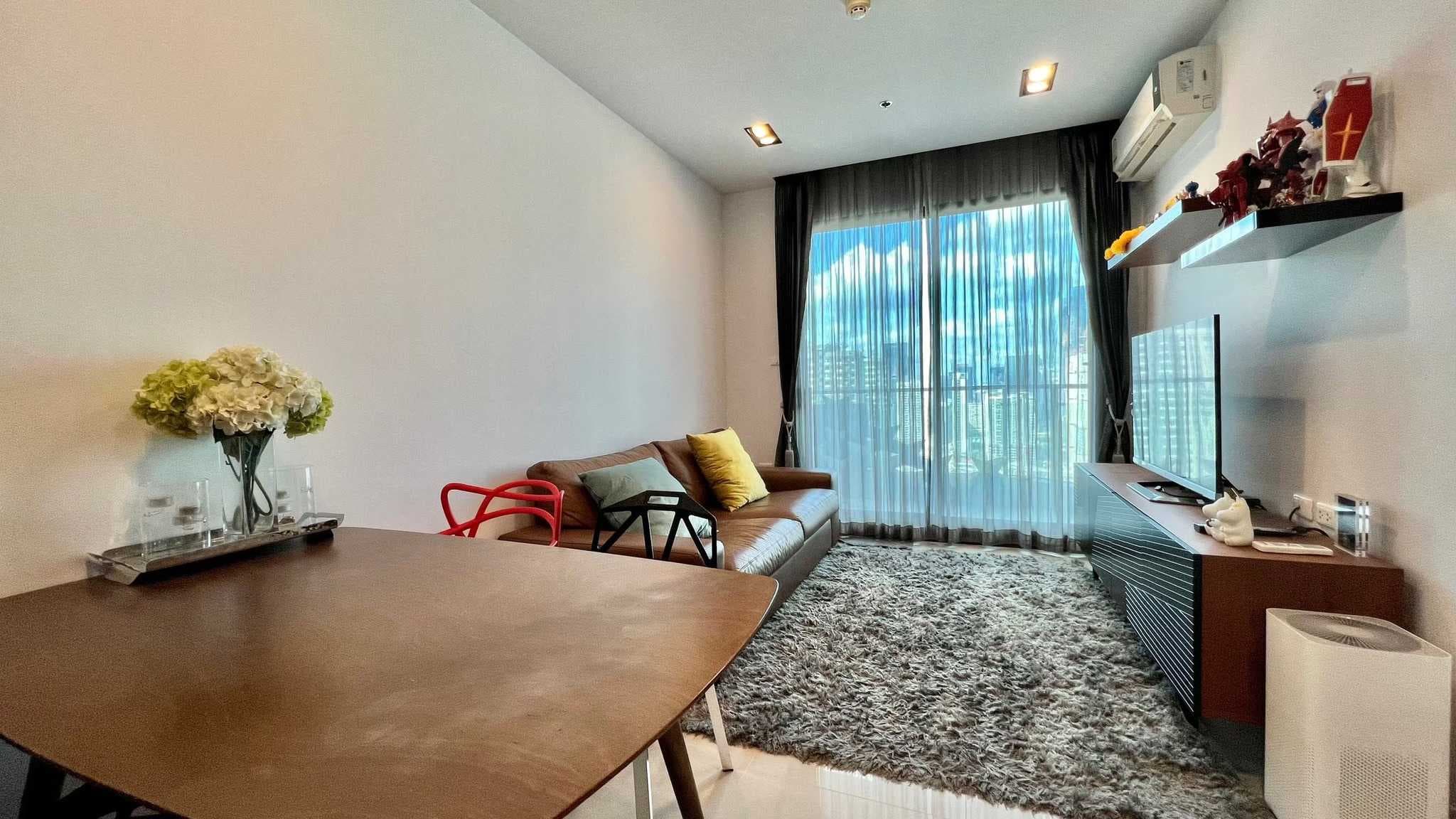 Premium Pool View Condo on High Floor – Supalai Premier @ Asoke