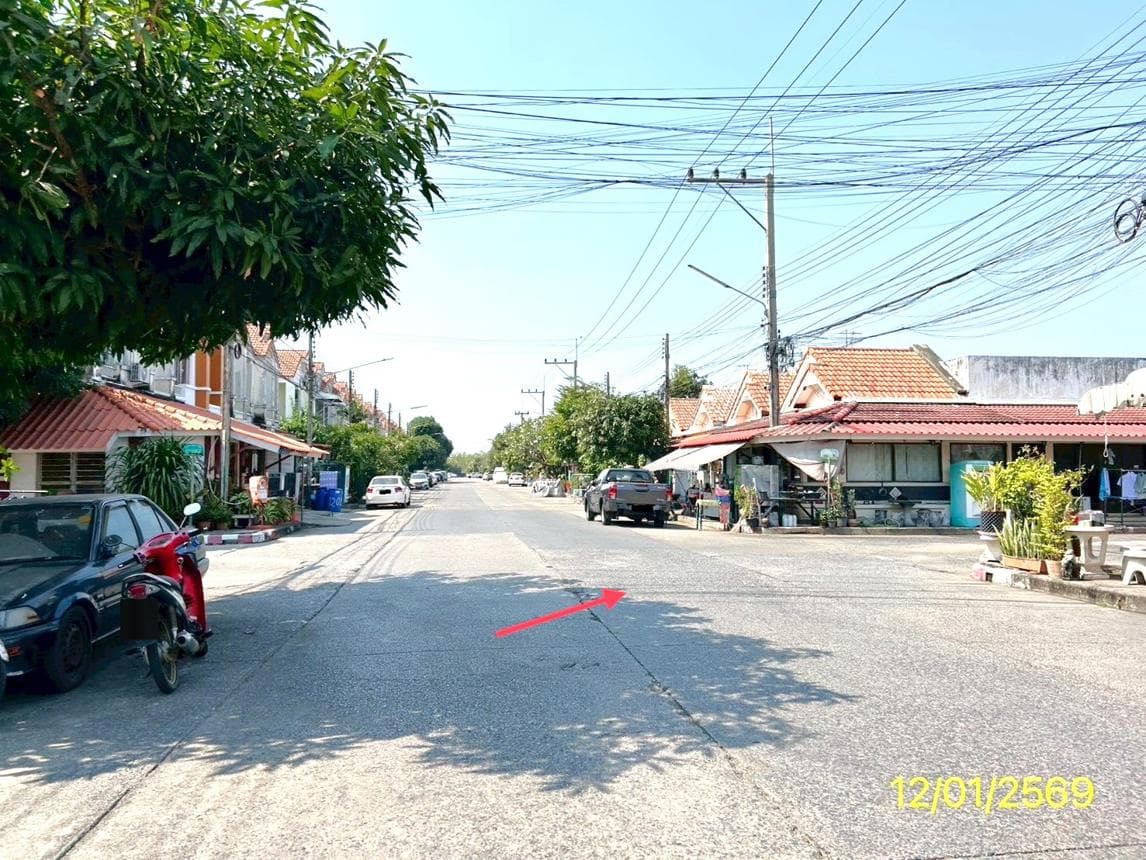 ขายทาวน์โฮม บ้านวรารักษ์ รังสิต-คลอง 3 คลองสาม คลองหลวง ปทุมธานี 2 ห้องนอน ทำเลดี เดินทางสะดวก