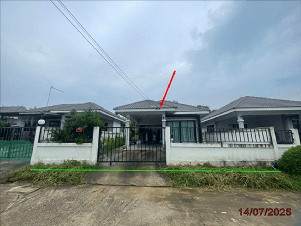 บ้านเดี่ยว ลาซิเต้ แอทโฮม หนองละลอก บ้านค่าย ระยอง 2 ห้องนอน 1 ห้องน้ำ พื้นที่ 69 ตร.ม. บนที่ดิน 49.8 ตร.ว. ทำเลสงบเดินทางสะดวก ราคาพิเศษ 1.75 ล้าน