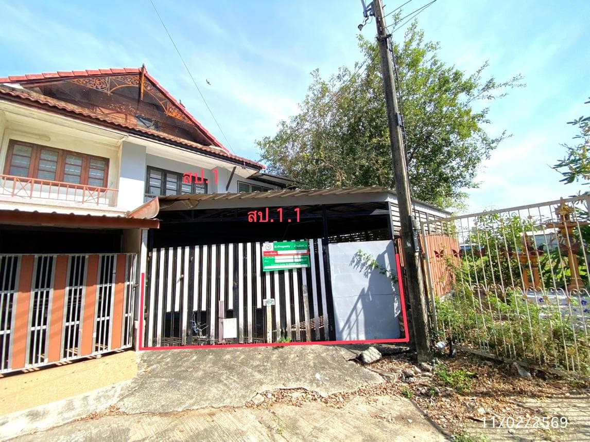 ทาวน์เฮ้าส์ บ้านพฤกษา 7 ลำลูกกา ลำลูกกา ปทุมธานี พื้นที่ 29.9 ตร.ว. พื้นที่ใช้สอย 164.75 ตร.ม. 4 ห้องนอน 2 ห้องน้ำ