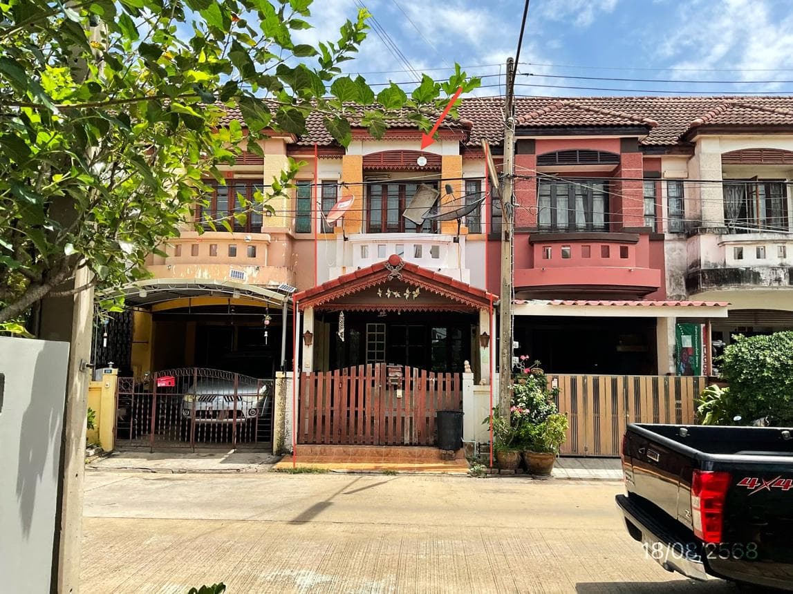 ทาวน์เฮ้าส์ 2 ห้องนอน พื้นที่ 132 ตร.ม. โครงการบุศรินทร์ ปิ่นเกล้า ทำเลศักยภาพ กระทุ่มล้ม สามพราน นครปฐม
