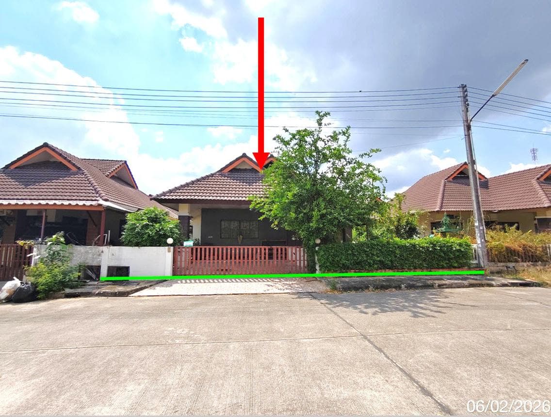 ขายบ้านเดี่ยว ล้านนา วิลเลจ มาบยางพร (Lanna Village) พื้นที่กว้าง 54 ตร.ว. ทำเลดีใกล้แหล่งงานนิคมฯ ปลวกแดง