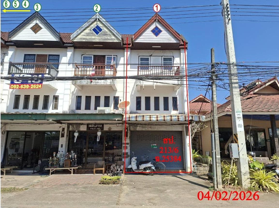 ขายอาคารพาณิชย์ บ้านแหวน หางดง เชียงใหม่ 2 ห้องนอน 2 ห้องน้ำ พื้นที่ 126 ตร.ม. ทำเลดีใกล้แหล่งชุมชนและแหล่งท่องเที่ยวชั้นนำนั่นเอง