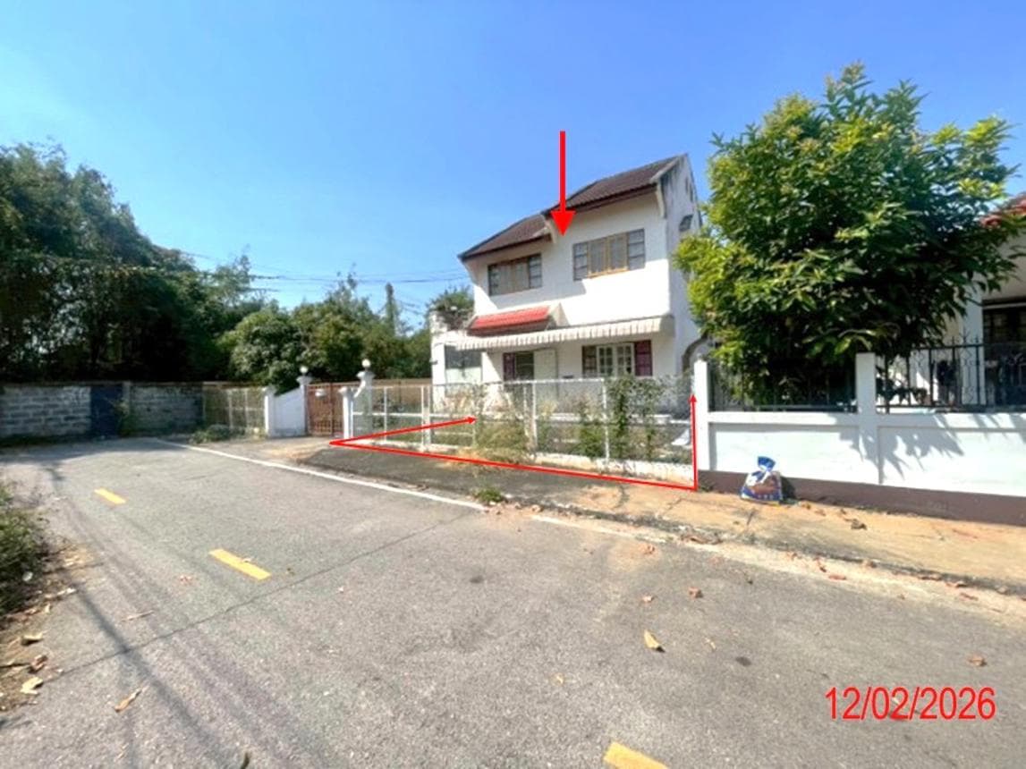 ขายบ้านเดี่ยว 2 ห้องนอน 2 ห้องน้ำ ต.ชมพู อ.เมืองลำปาง ทำเลดีเดินทางสะดวก บรรยากาศเงียบสงบ ราคาล้านต้นๆ