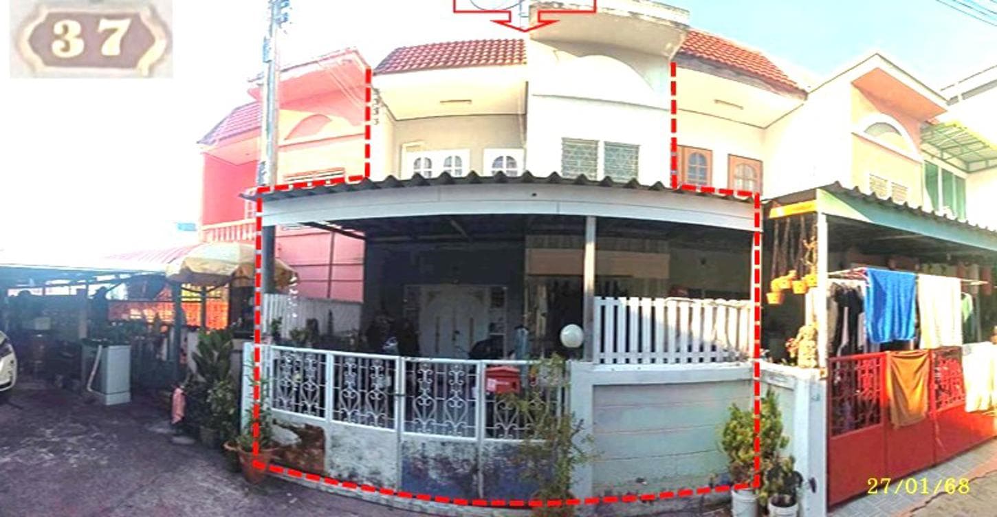 ขายทาวน์โฮม เนินพระ เมืองระยอง พื้นที่ใช้สอย 109.15 ตร.ม. 2 ห้องนอน ทำเลดี ราคา 1.65 ล้าน
