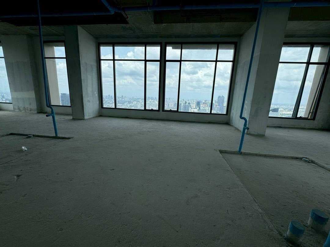 For Sale / ขาย The Esse Asoke Ultra Luxury Penthouse | Foreign Quota | Bare Shell | High Floor