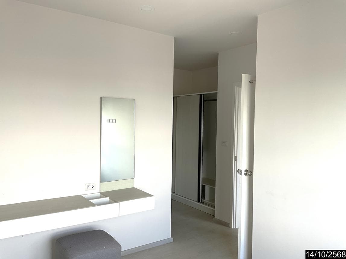 ขายคอนโด เอสเซนท์ คอนโด (Escent Condo) 1 ห้องนอน 27.72 ตร.ม. ทำเลใจกลางเมือง นครราชสีมา - image 1