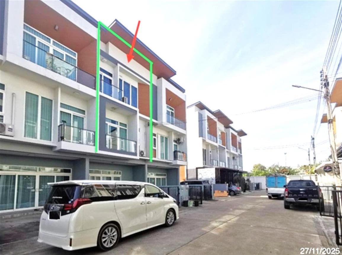 ขายทาวน์โฮม ลา วิลล่า พอชช์ (La Villa Posh) อยุธยา สไตล์โมเดิร์น ทำเลศักยภาพ