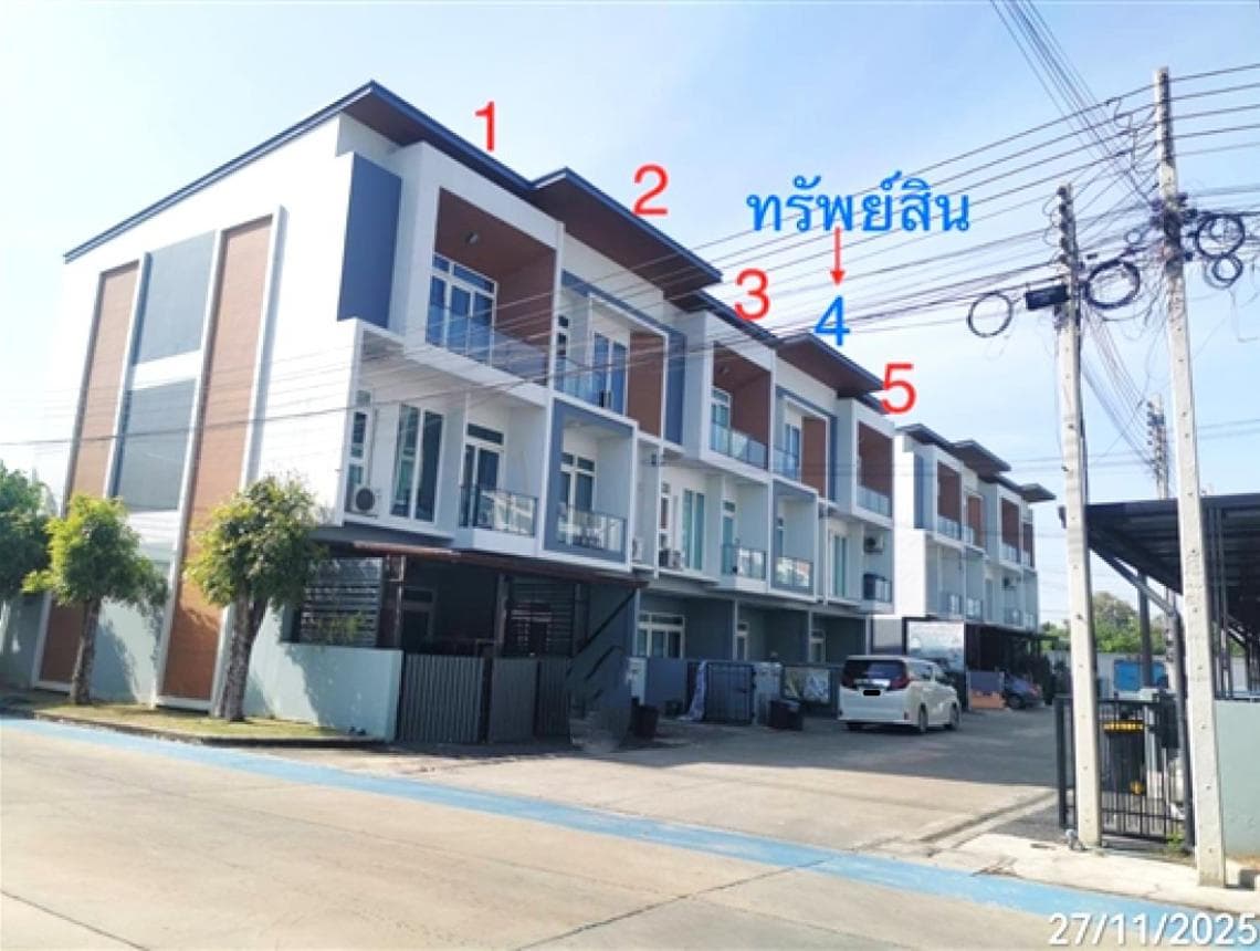 ขายทาวน์โฮม ลา วิลล่า พอชช์ (La Villa Posh) อยุธยา สไตล์โมเดิร์น ทำเลศักยภาพ
