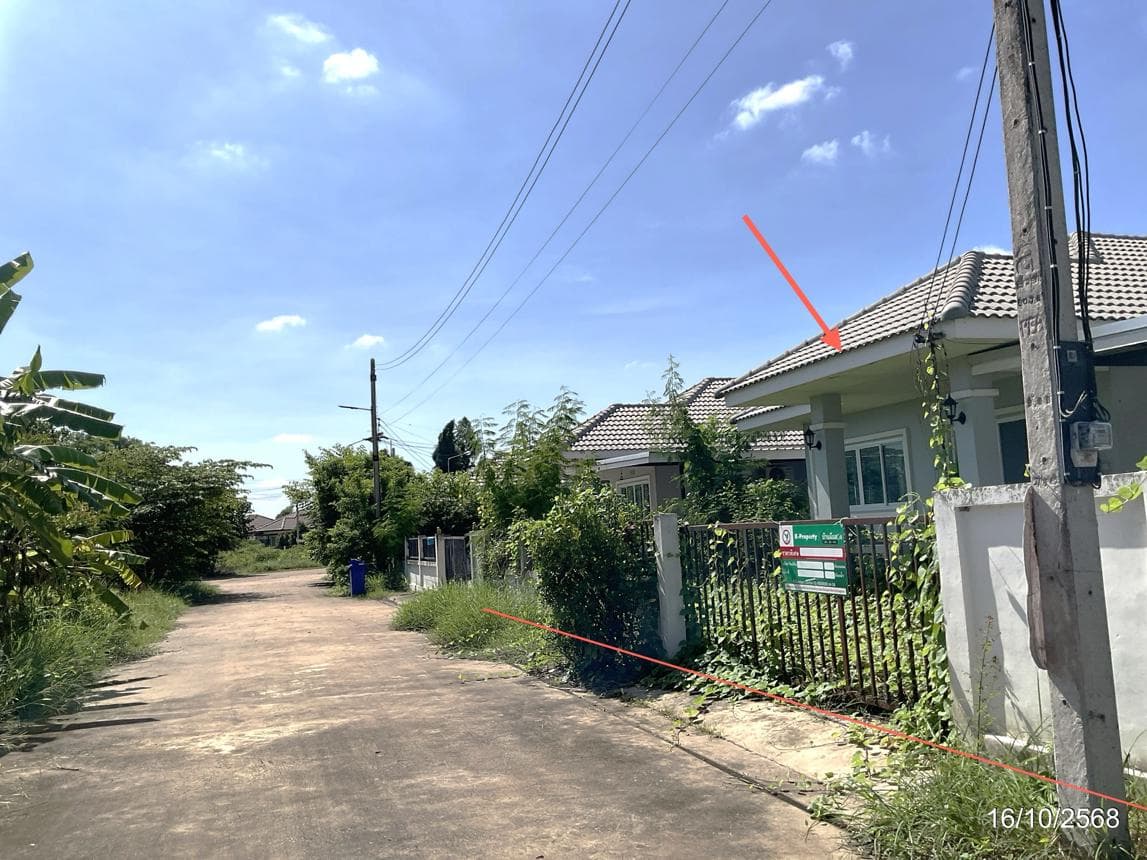 บ้านเดี่ยว หนองโพรง ศรีมหาโพธิ ปราจีนบุรี 3 ห้องนอน 2 ห้องน้ำ พื้นที่ 94.75 ตร.ม. บนที่ดินกว้างขวาง 63 ตร.ว. ทำเลศักยภาพใกล้นิคมอุตสาหกรรม 304 ราคาพิเศษ 2.3 ล้าน