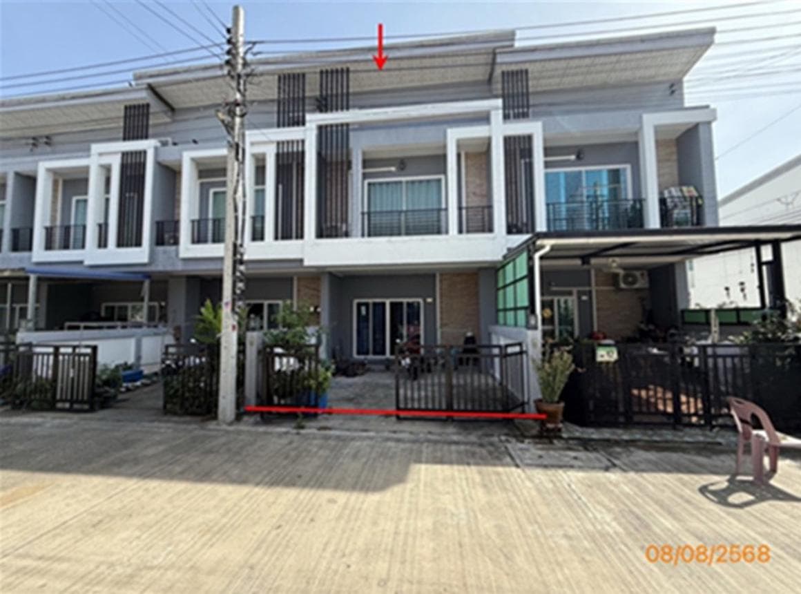 ขายทาวน์โฮม วอร่าทาวน์ รัตนาธิเบศร์ - กาญจนาภิเษก (Wora Town Rattanathibet-Kanchanaphisek) บางรักพัฒนา นนทบุรี พื้นที่ 20.6 ตร.ว. 3 ห้องนอน ทำเลดี