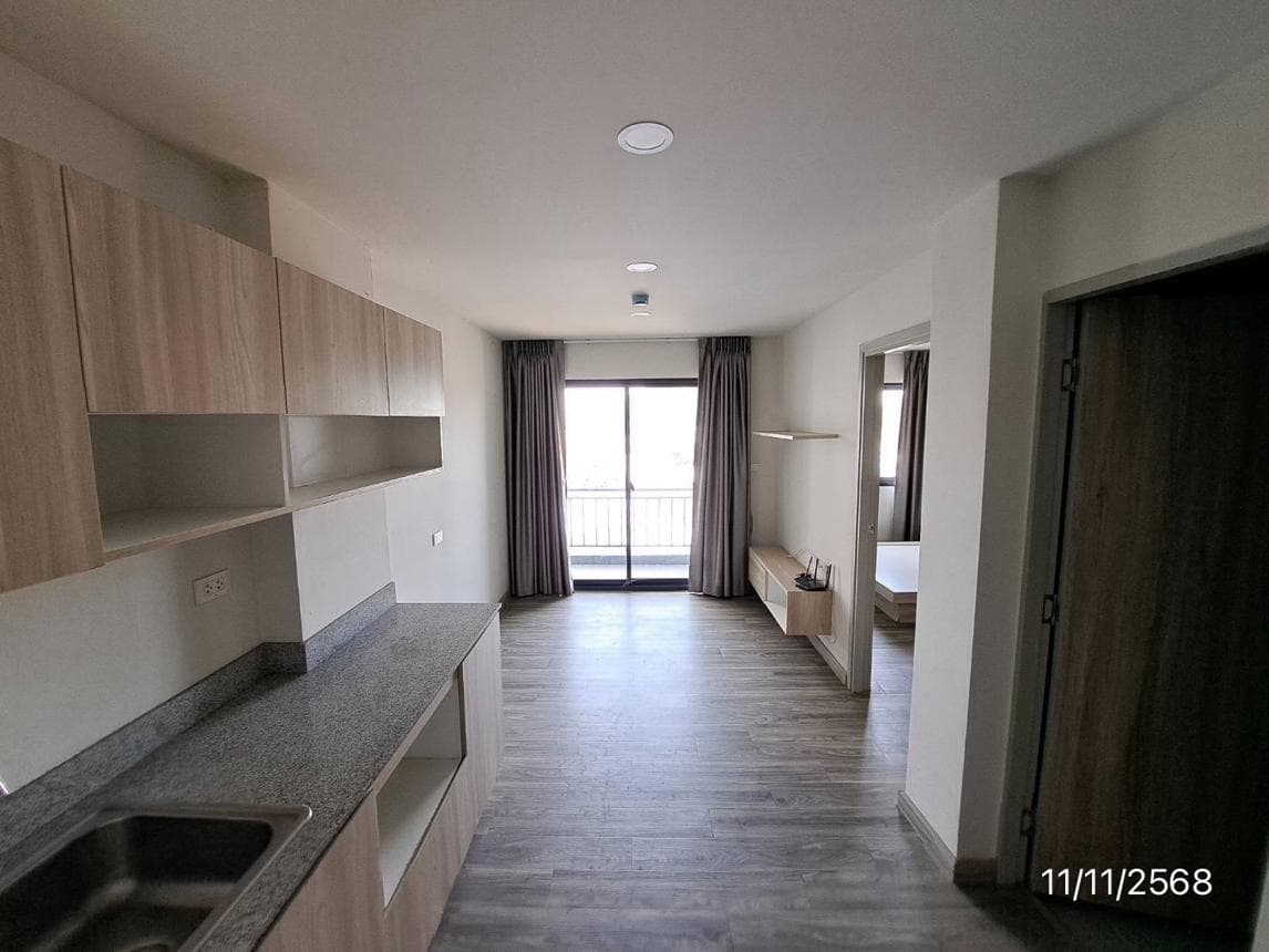 คอนโดมิเนียม ซัน คอนโด (Sun Condo) 1 ห้องนอน พื้นที่ 31 ตร.ม. ทำเลศักยภาพ สุรศักดิ์ ศรีราชา ชลบุรี