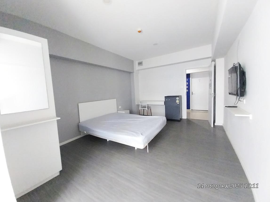 ขายคอนโด อยู่รวยคอนโด (U-Ruay Condo) นวลจันทร์-นวมินทร์ ห้องสตูดิโอ ทำเลดี เดินทางสะดวก ราคาไม่ถึงล้าน
