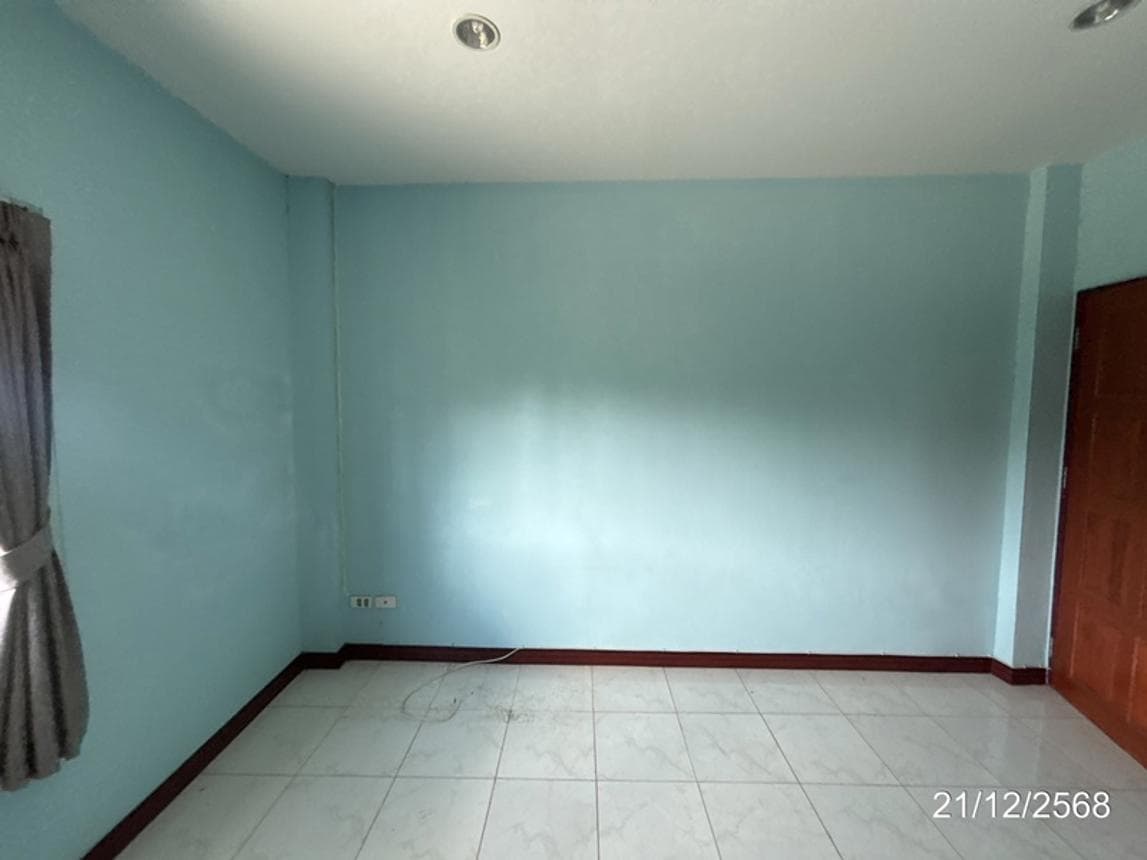 ขายอาคารพาณิชย์ ศรีแก้ว ศรีรัตนะ ศรีสะเกษ 8 ห้องนอน พื้นที่ใช้สอย 360 ตร.ม.