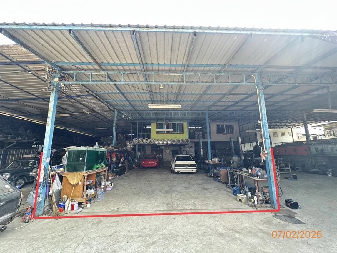 ขายโกดังพร้อมสำนักงานย่านแแสดำ บางขุนเทียน พื้นที่ใช้สอย 161.95 ตร.ม. ทำเลศักยภาพใกล้ถนนพระราม 2 เชื่อมต่อเขตเศรษฐกิจและขนส่งสะดวก