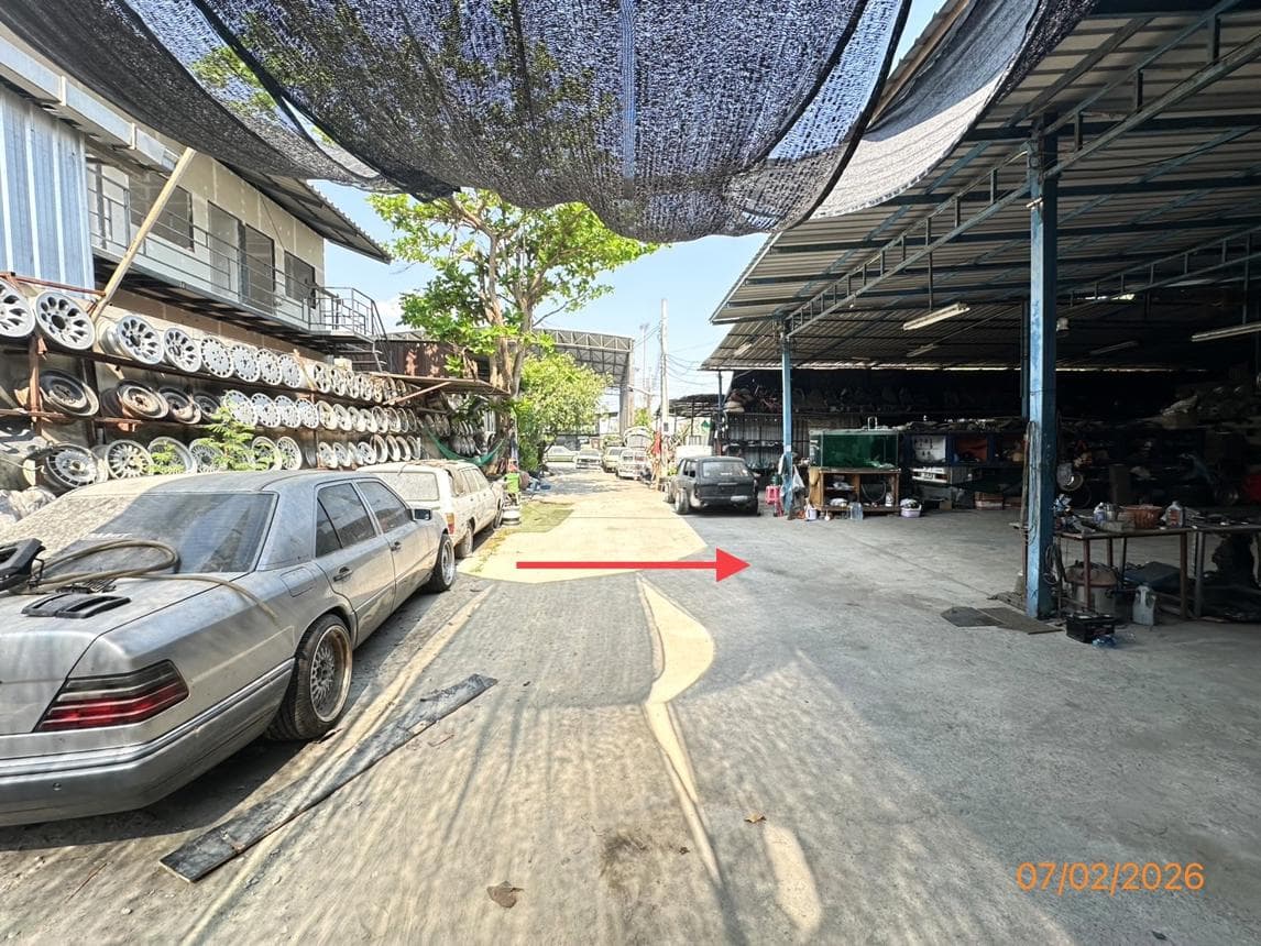 ขายโกดังพร้อมสำนักงานย่านแแสดำ บางขุนเทียน พื้นที่ใช้สอย 161.95 ตร.ม. ทำเลศักยภาพใกล้ถนนพระราม 2 เชื่อมต่อเขตเศรษฐกิจและขนส่งสะดวก