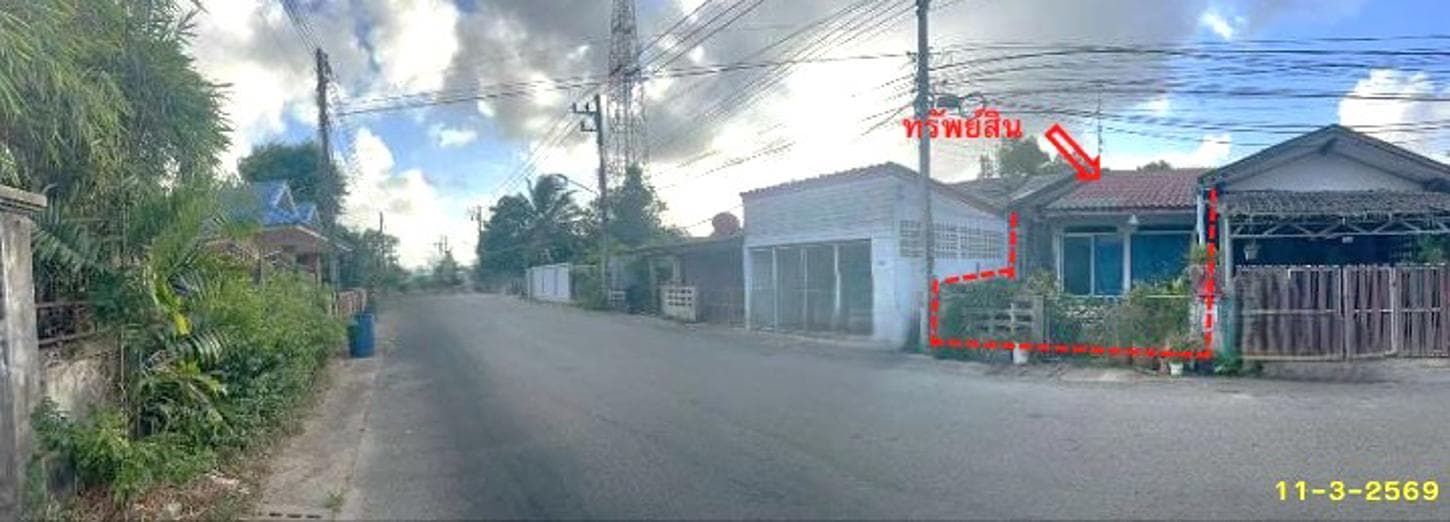 ทาวน์เฮ้าส์ บางนาค เมืองนราธิวาส นราธิวาส พื้นที่กว้าง 134.1 ตร.ม. บนเนื้อที่ 38.2 ตร.ว. ทำเลใจกลางเมืองราคาเพียง 1 ล้านบาท