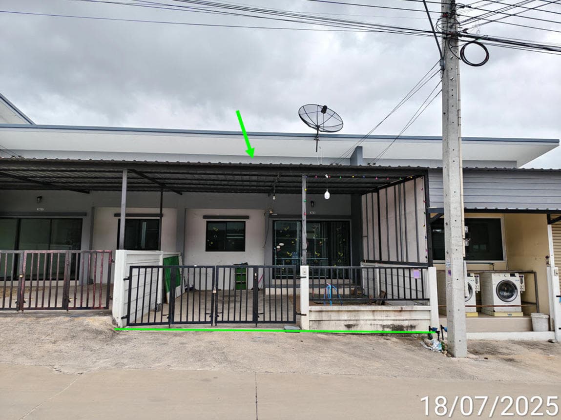 ทาวน์โฮม เดอะ เน็กซ์ วิลเลจ 3 มาบยางพร ปลวกแดง 2 ห้องนอน 2 ห้องน้ำ พื้นที่กว้าง 23.5 ตร.ว. ทำเลใกล้แหล่งงาน