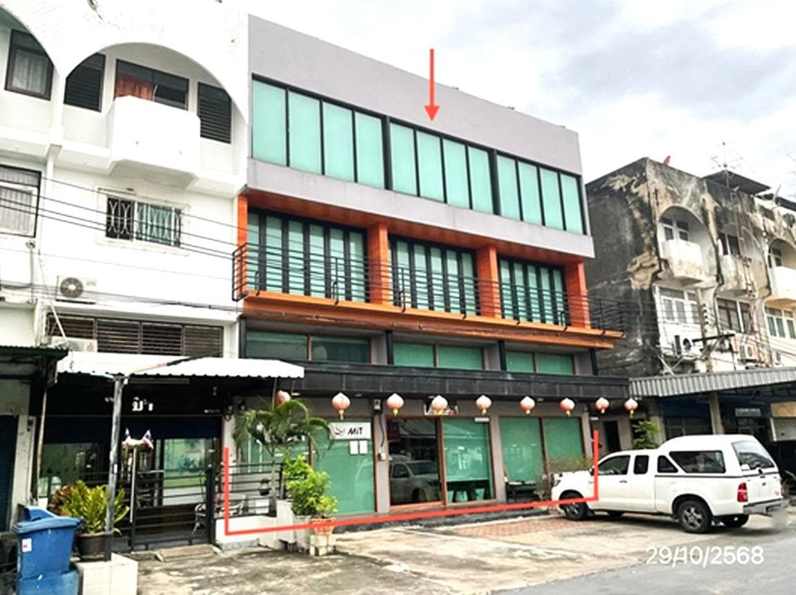 ขายอาคารพาณิชย์ทำเลทอง ศูนย์การค้ารามอินทรา พื้นที่ใช้สอยกว้างขวาง เหมาะลงทุนธุรกิจ