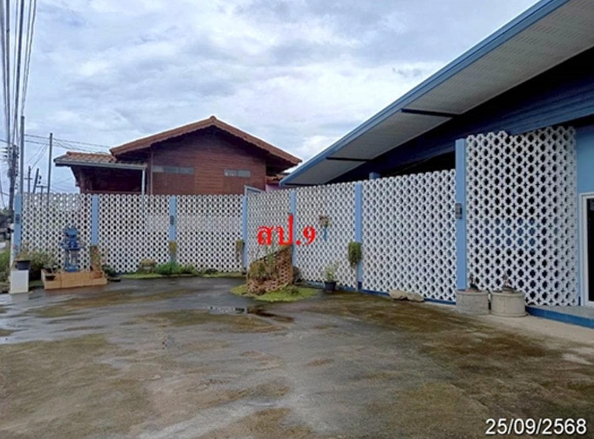 บ้านเดี่ยวหลังใหญ่ พื้นที่กว้างขวาง 66 ตร.ว. ทำเลเวียง ฝาง เชียงใหม่ บรรยากาศร่มรื่นเป็นส่วนตัว