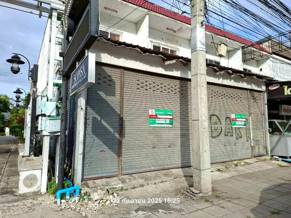 ขายอาคารพาณิชย์ทำเลทอง นครหลวง อยุธยา พื้นที่กว้างขวาง 264 ตร.ม. เหมาะสำหรับธุรกิจและโฮมออฟฟิศ