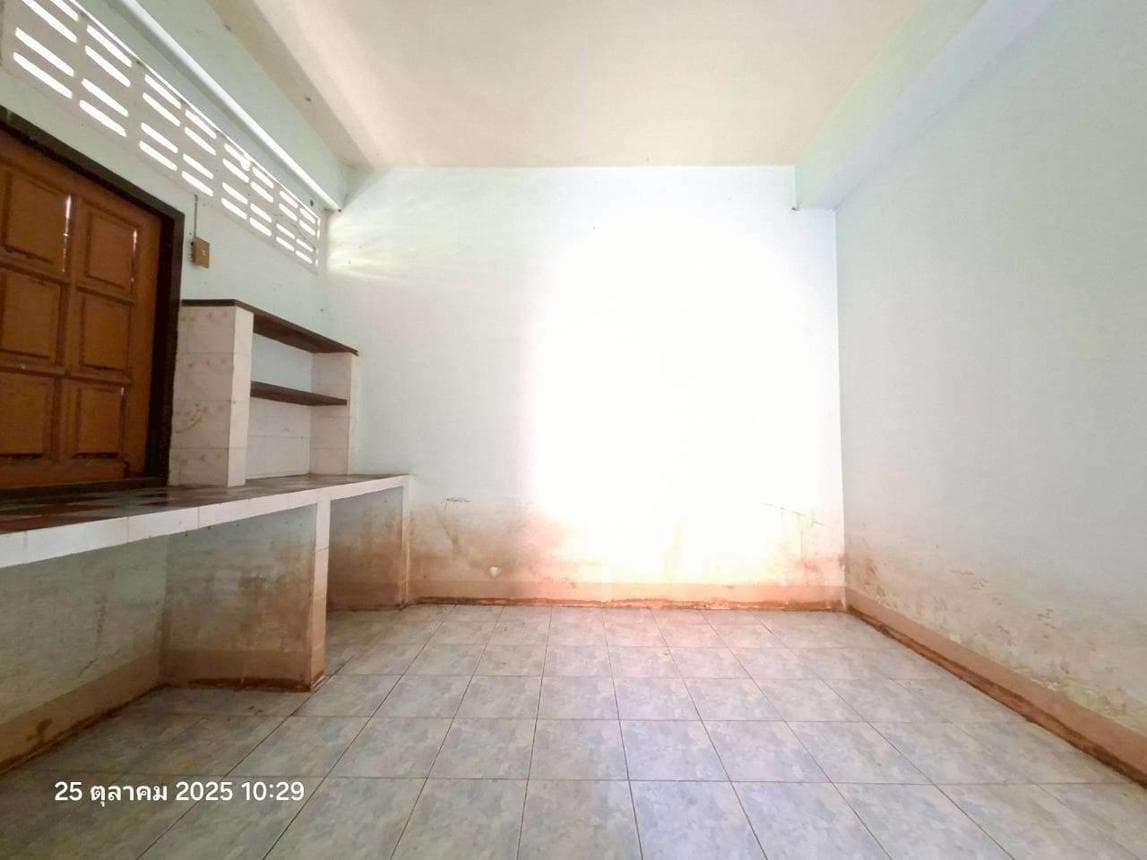 ขายบ้านเดี่ยวหลังใหญ่ 5 ห้องนอน ทำเลศักยภาพ รอบเวียง เมืองเชียงราย พื้นที่ 239 ตร.ม.