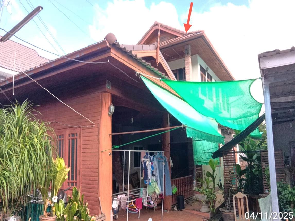 ขายบ้านเดี่ยว สูงเม่น แพร่ ทำเลน้ำชำ เนื้อที่ 86.5 ตร.ว. พื้นที่ใช้สอย 208.5 ตร.ม. 5 ห้องนอน 2 ห้องน้ำ สภาพดี พร้อมอยู่