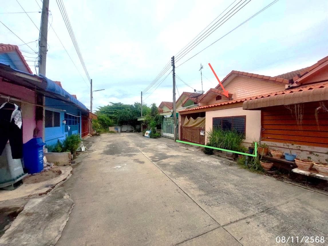 ทาวน์เฮ้าส์ บางจัก วิเศษชัยชาญ อ่างทอง 2 ห้องนอน 91 ตร.ม. บนที่ดิน 23 ตร.ว. ทำเลสงบ วิถีชุมชน ราคาไม่ถึงล้าน