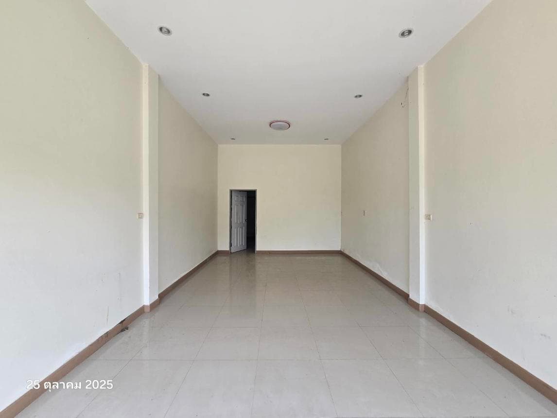 อาคารพาณิชย์ 20 ห้องนอน 20 ห้องน้ำ พื้นที่ 1,088 ตร.ม. ทำเลศักยภาพ บางระกำ พิษณุโลก