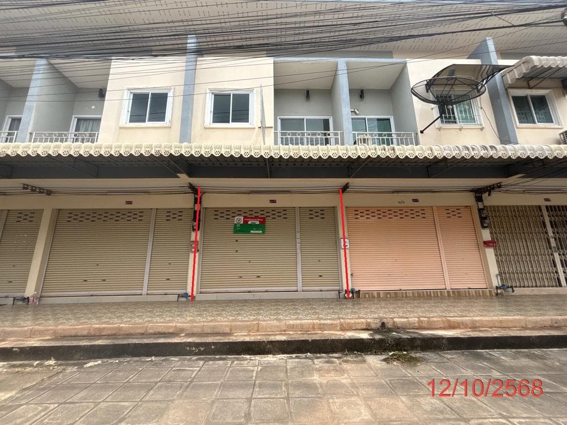 อาคารพาณิชย์ 2 ห้องนอน พื้นที่ 108 ตร.ม. ทำเลศักยภาพ วัดประดู่ เมืองสุราษฎร์ธานี สุราษฎร์ธานี