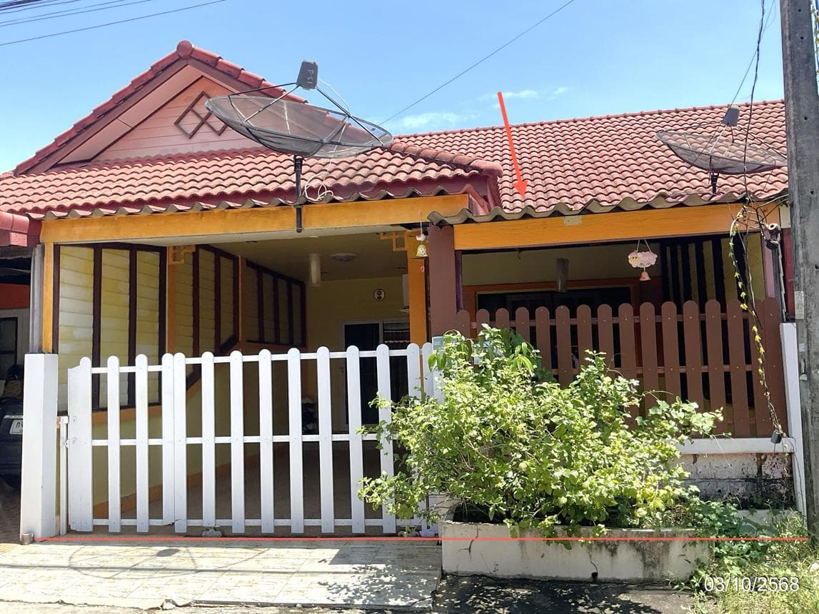 บ้านเดี่ยว บ้านสวนพานหิน 7 ท่าตูม ศรีมหาโพธิ ปราจีนบุรี 2 ห้องนอน 1 ห้องน้ำ พื้นที่ 96 ตร.ม. บนที่ดิน 24 ตร.ว. ทำเลศักยภาพใกล้นิคมอุตสาหกรรม 304 ราคาพิเศษเพียง 9 แสน