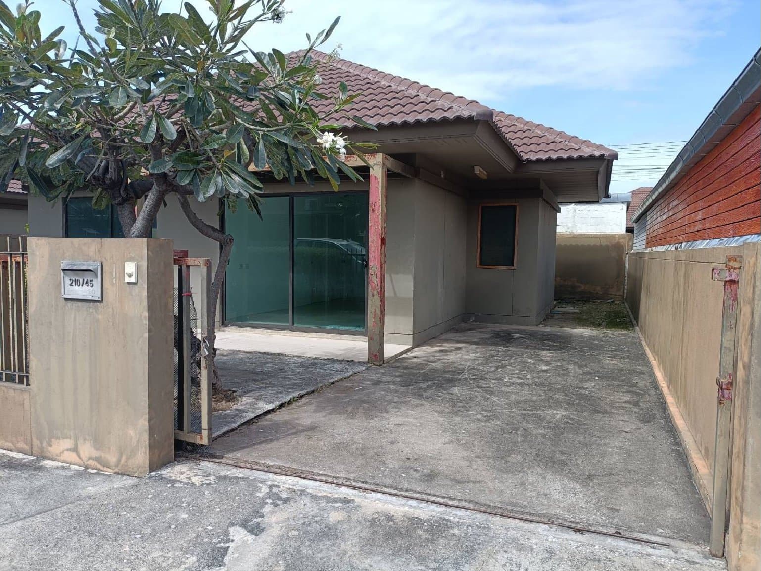 บ้านแฝด เมืองกาญจนบุรี
