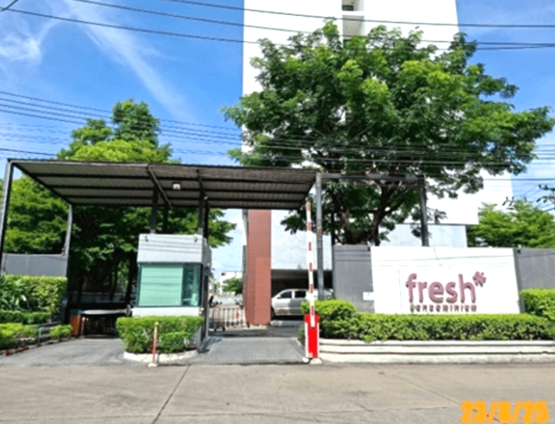คอนโดมิเนียม เฟรช คอนโดมิเนียม บางซื่อ กรุงเทพฯ 1 ห้องนอน 1 ห้องน้ำ พื้นที่ 28.88 ตร.ม. ทำเลศักยภาพใกล้รถไฟฟ้า เดินทางสะดวก ราคาคุ้มค่าเพียง 1.48 ล้าน