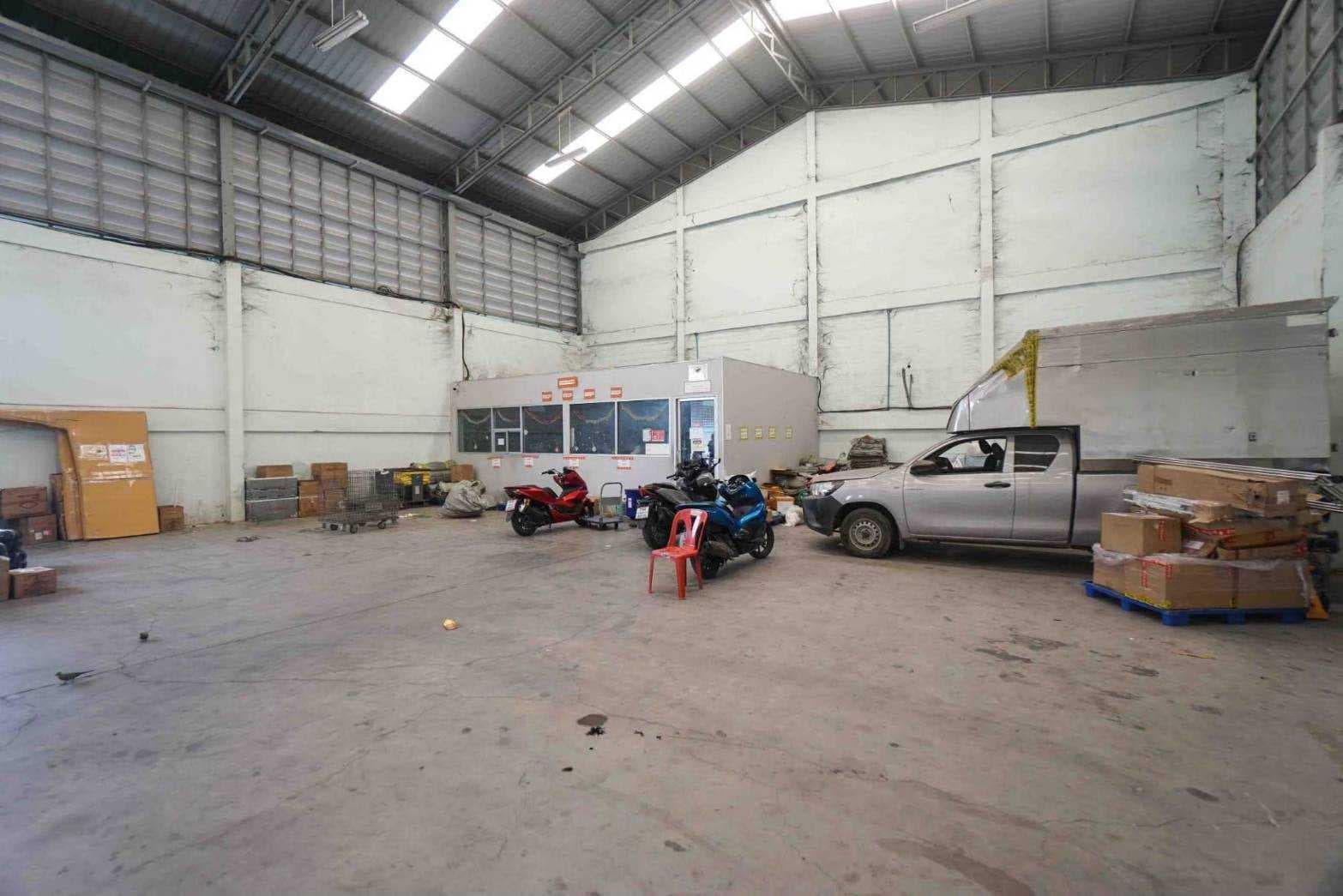 ขายโรงงาน พร้อมสำนักงาน 9ไร่ 1งาน 27 ตรว. ติดถนนใหญ่ กระทุ่มเเบน สมุทรสาคร