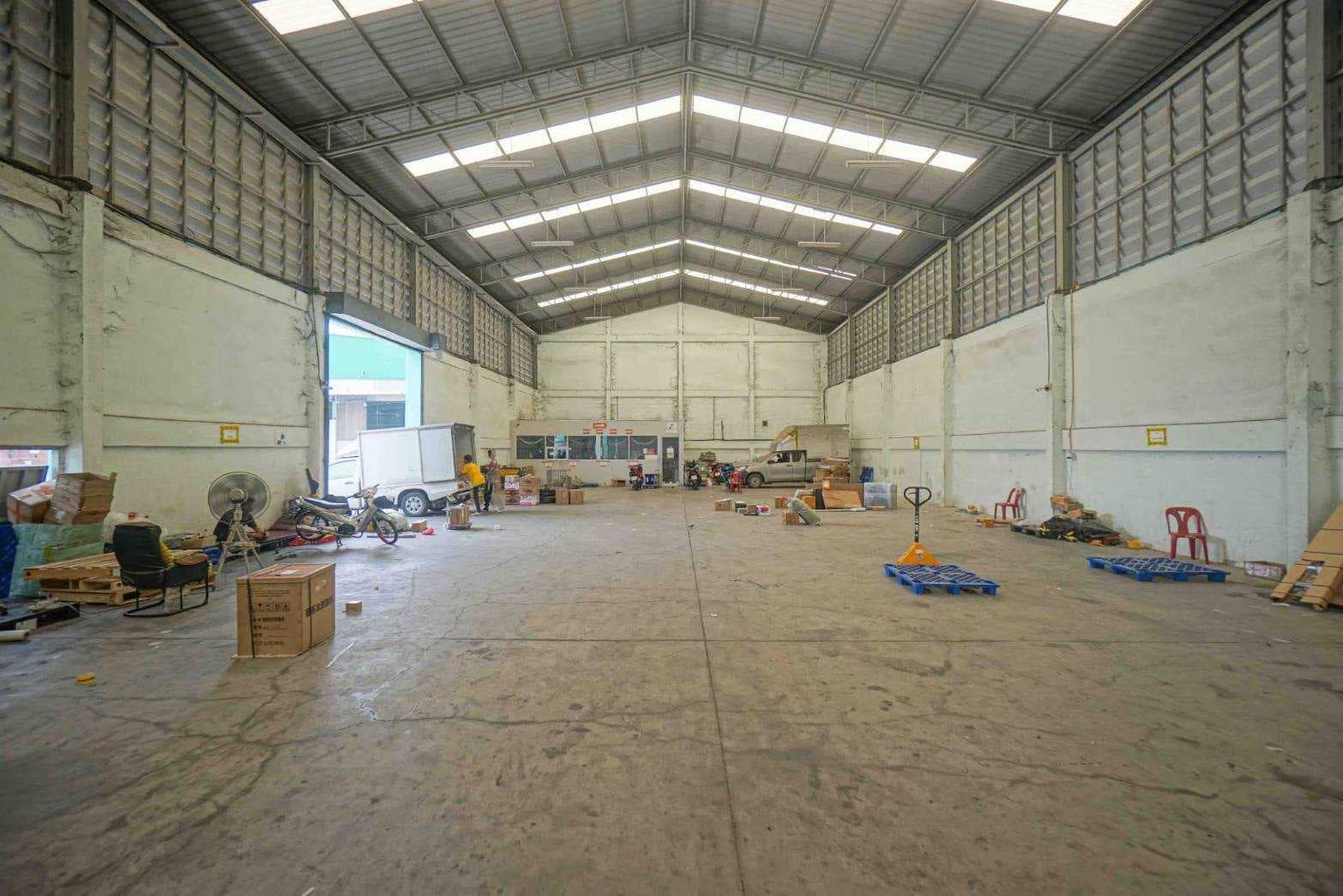 ขายโรงงาน พร้อมสำนักงาน 9ไร่ 1งาน 27 ตรว. ติดถนนใหญ่ กระทุ่มเเบน สมุทรสาคร
