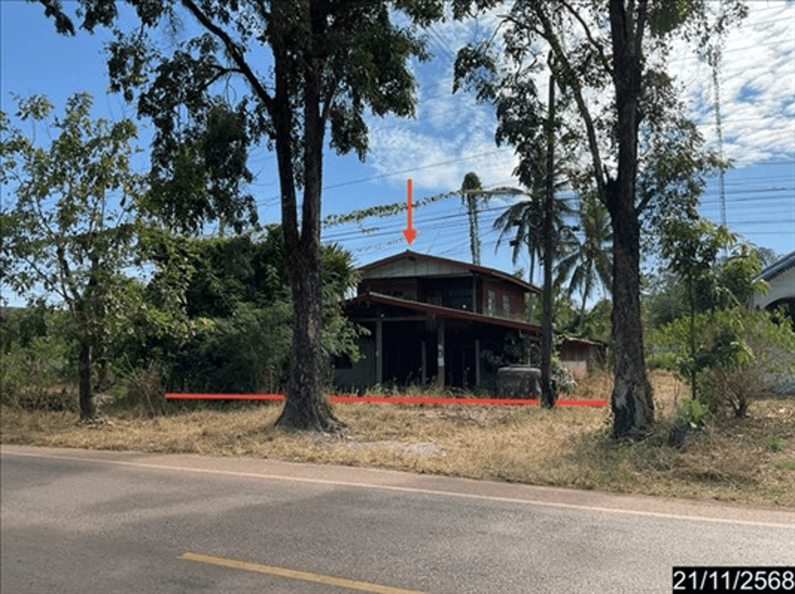 บ้านเดี่ยวหลังใหญ่ นาดง-ปากคาด บึงกาฬ พื้นที่ใช้สอยจุใจ 300 ตร.ม. ทำเลสงบ บรรยากาศร่มรื่น
