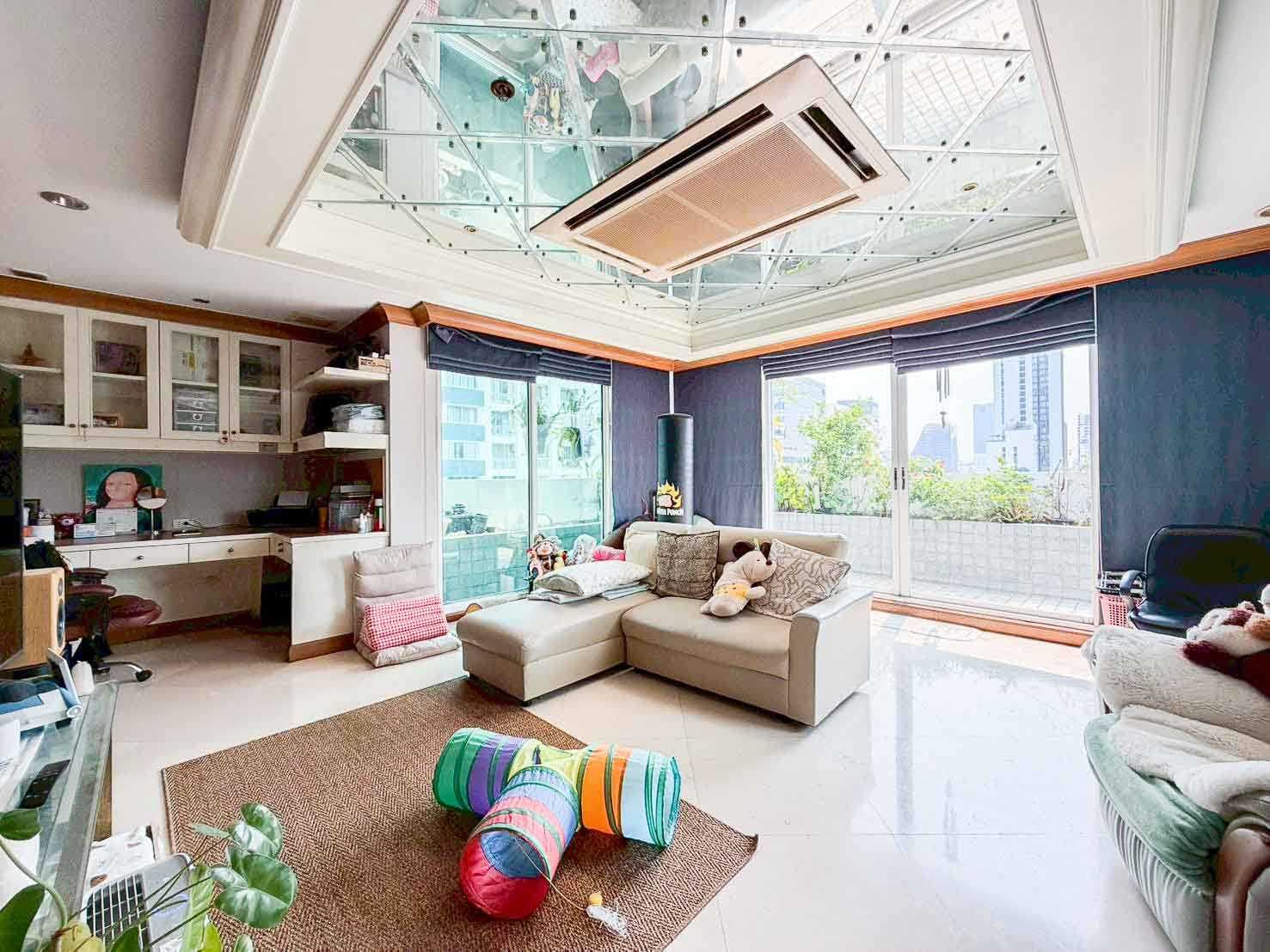 ขาย คอนโด Duplex 2 ช้ั้น Century Heights สุขุมวิท 23 ขนาดใหญ่ 400 ตร.ม. ชั้น 25 ติดมหาลัยมศว