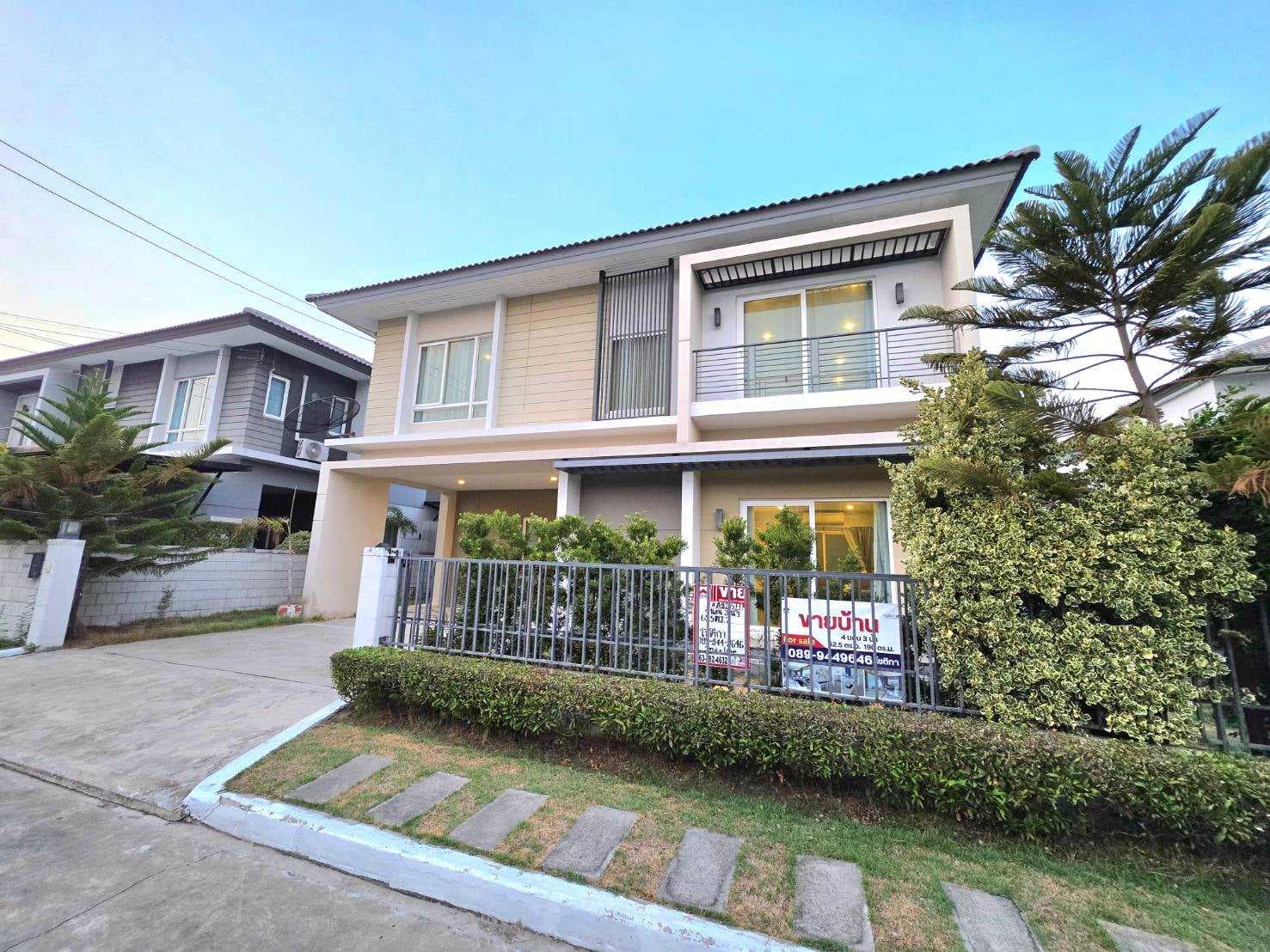 บ้านเดี่ยว 3นอน 3น้ำ ทำเลทอง ใกล้รถไฟฟ้าสีม่วงใต้ ใกล้ทางด่วน สะพานภูมิพล กาญจนาภิเษก ใกล้ตลาดใหญ่ มีรถขนส่งสาธารณะผ่านหน้า มบ.